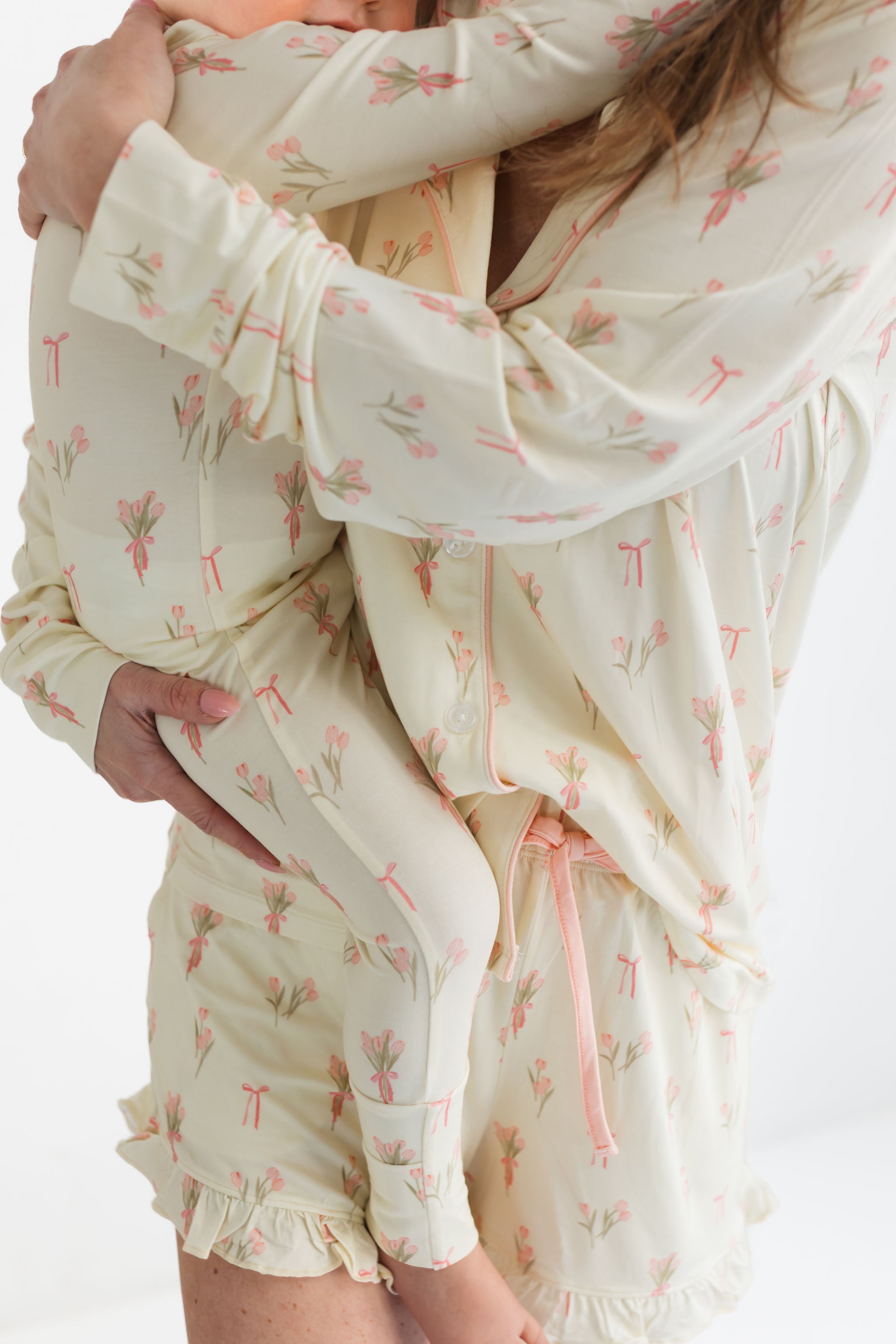 Tulip Fields Women's Long Sleeve Short Set