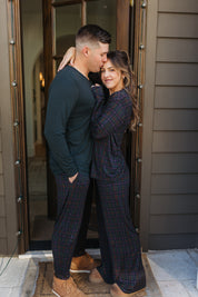Midnight Mistletoe Plaid Men’s Joggers IMJ x Daryl-Ann Denner
