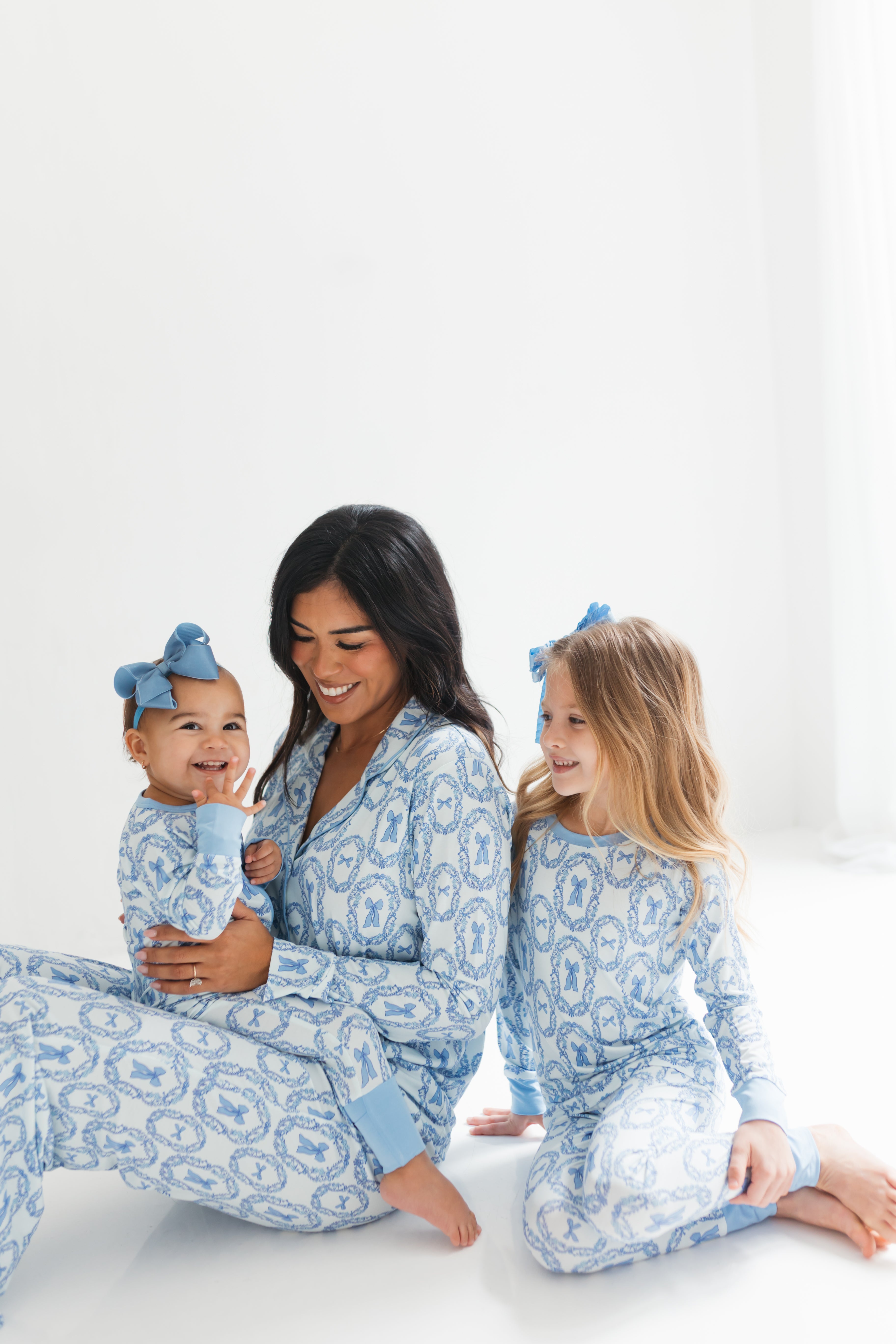 Julia Bow Women's Set