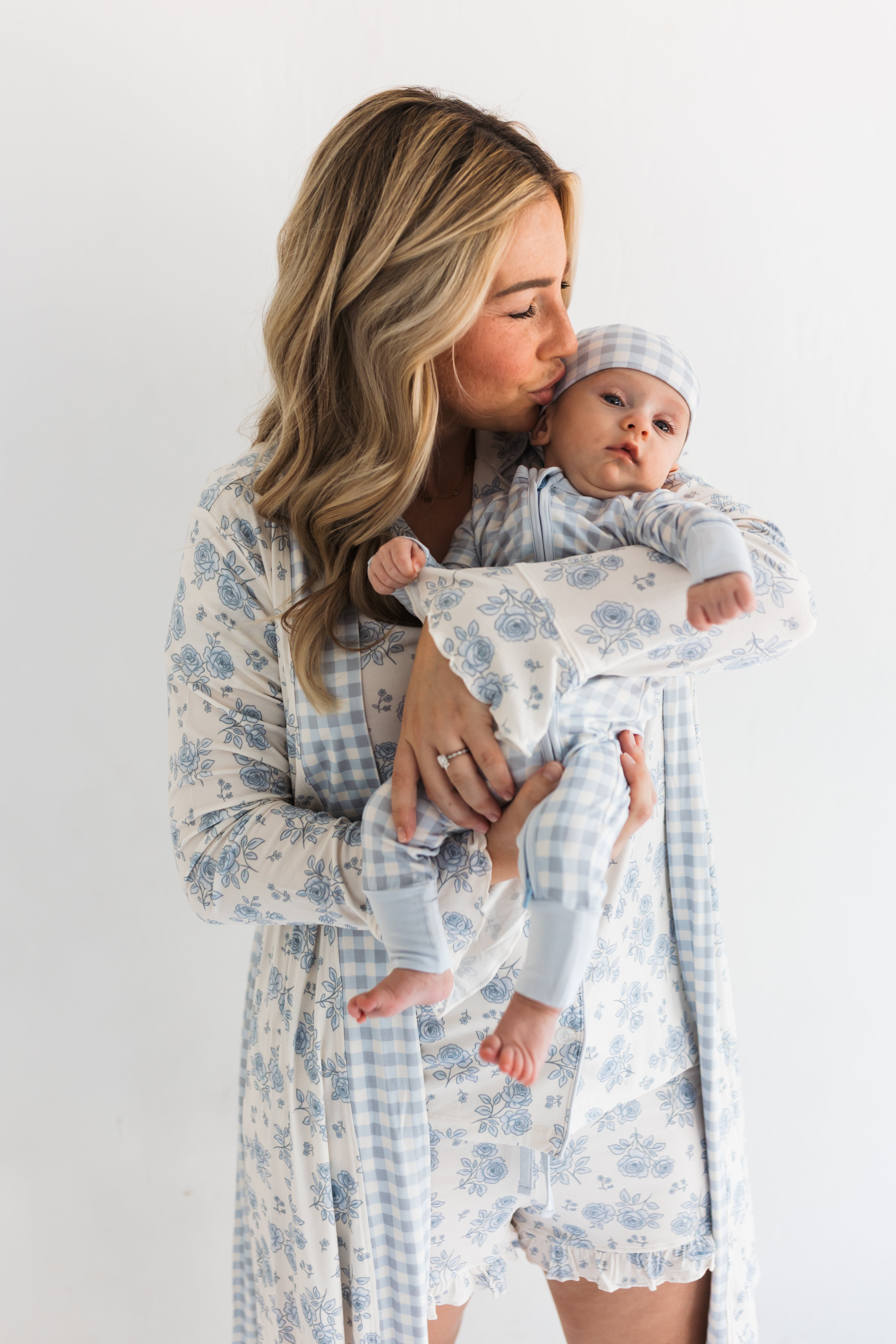 Blue Rose Garden Women's Short Set