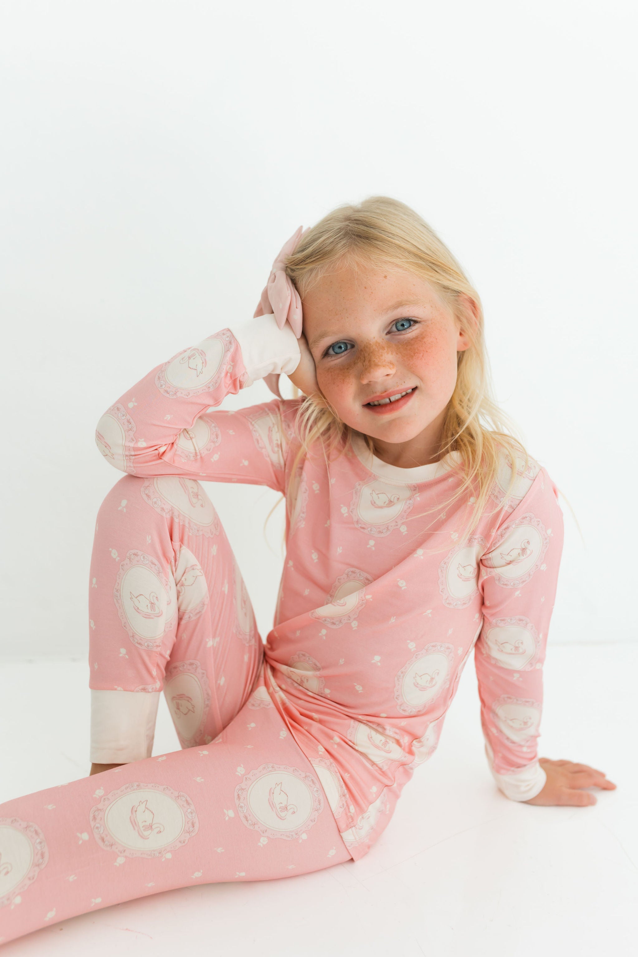 Sleeping Swan Two Piece Set
