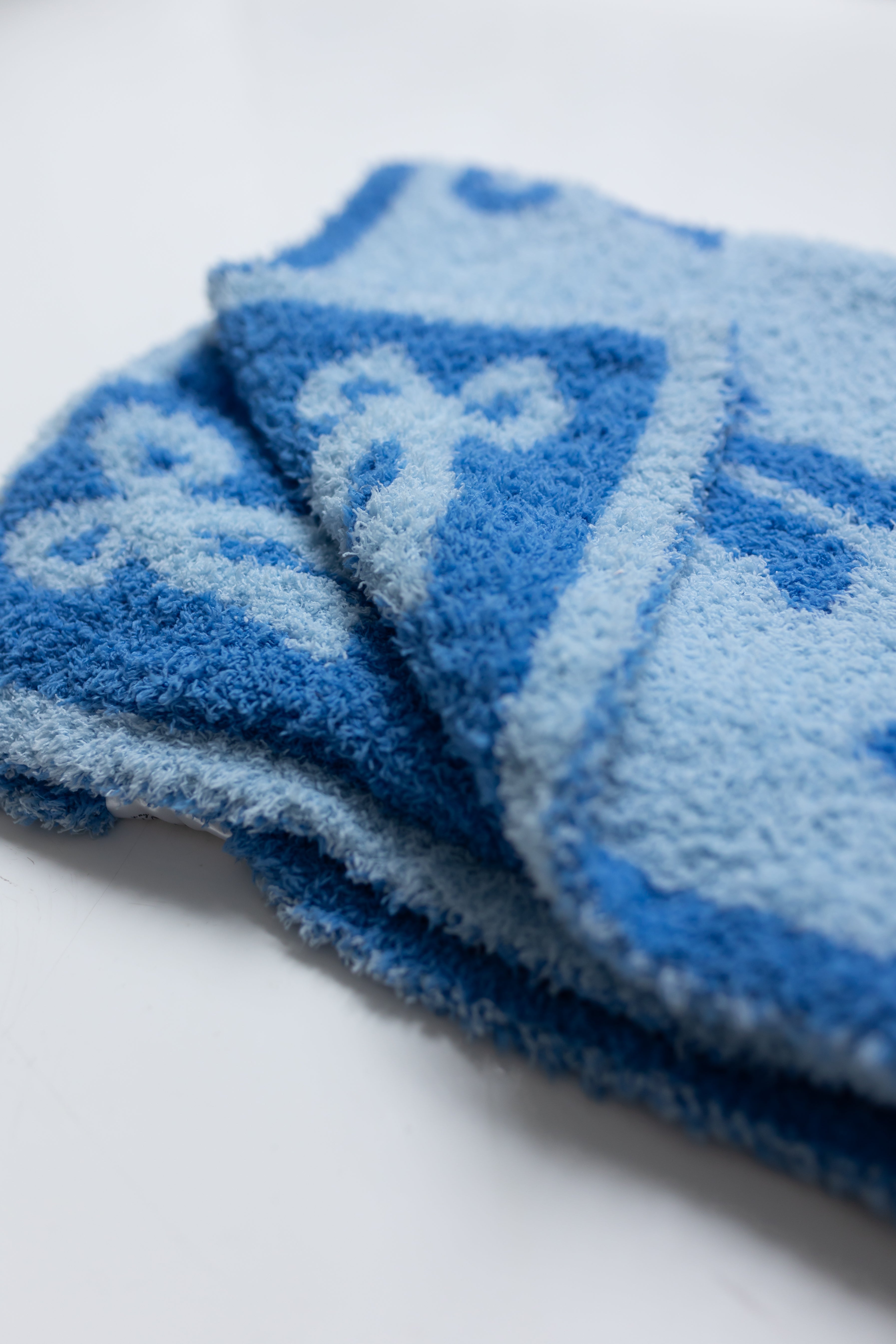 Blue Bow Plush Blanket