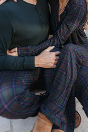 Midnight Mistletoe Plaid Men’s Joggers IMJ x Daryl-Ann Denner