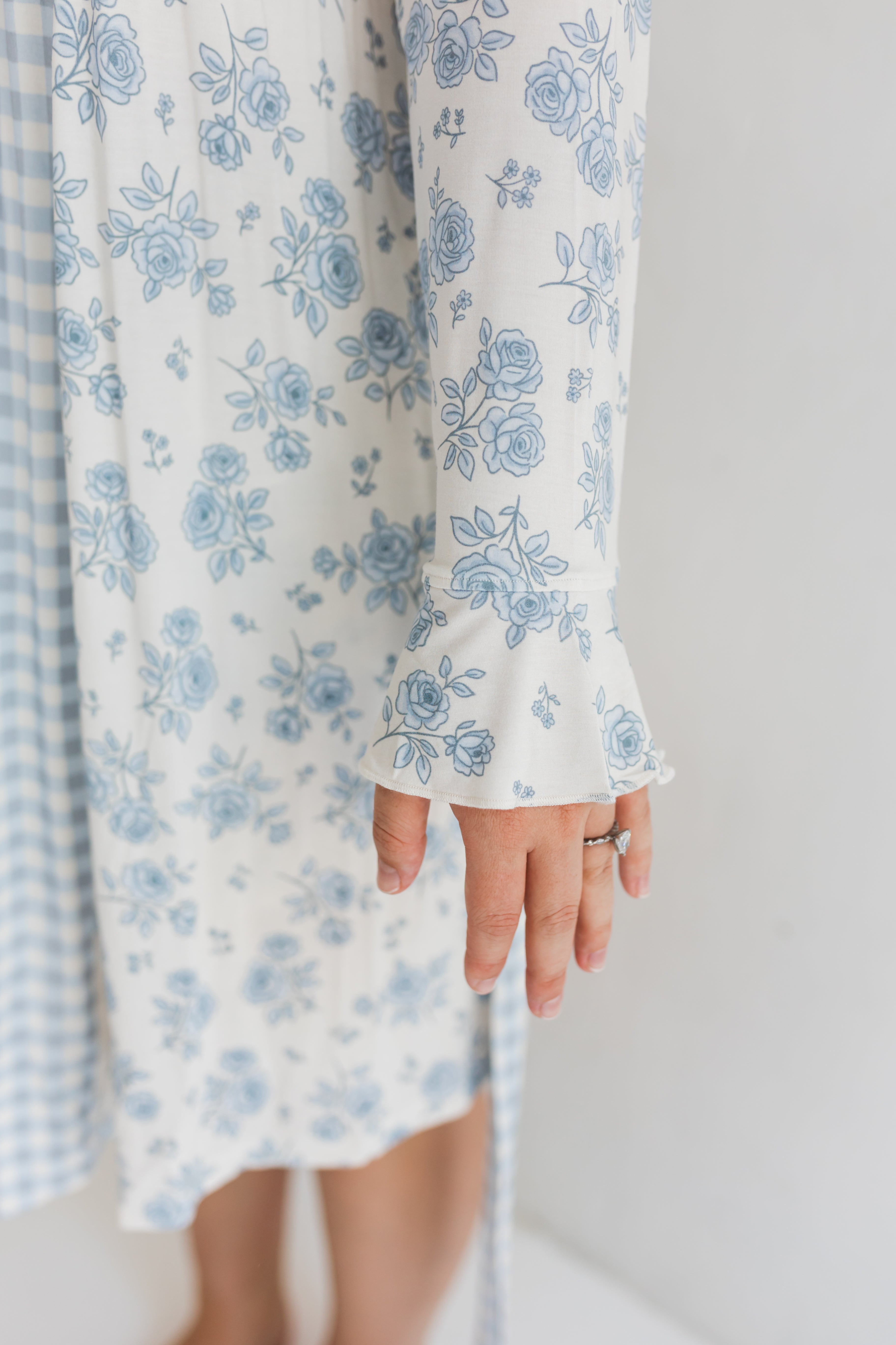 Blue Rose Garden Women's Robe