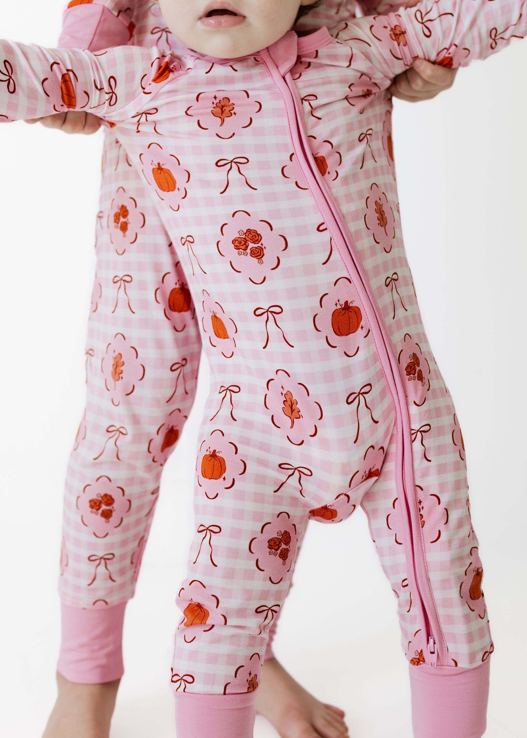 PDP-AutumnBowGingham-Zipper2_2x_8af90740-38cb-4f6b-a7fa-d4a5999b5ddf.jpg