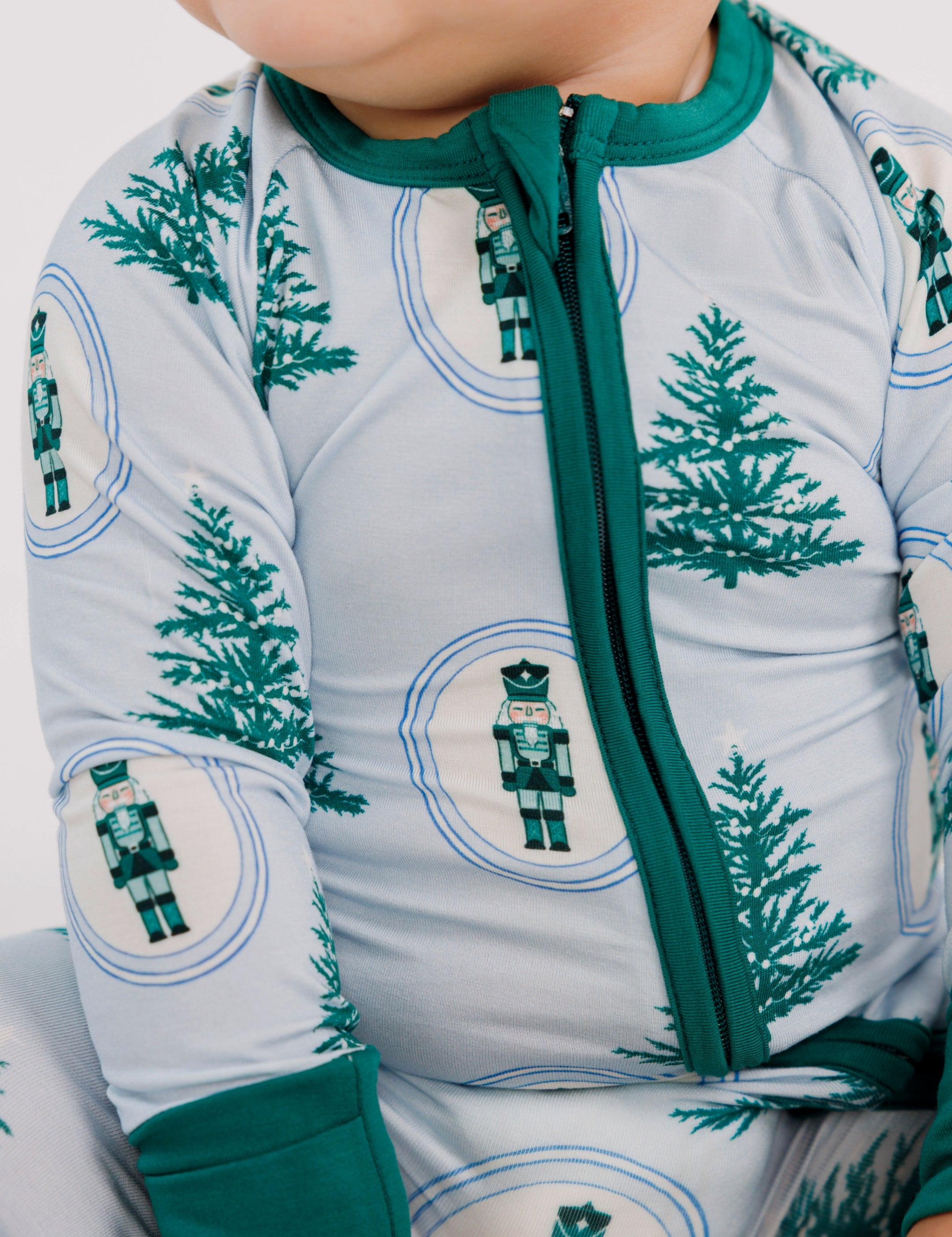 PDP-BlueNutcracker-Zipper-2_2x_89948a1d-5fff-4a94-9274-50cc8df7862f.jpg