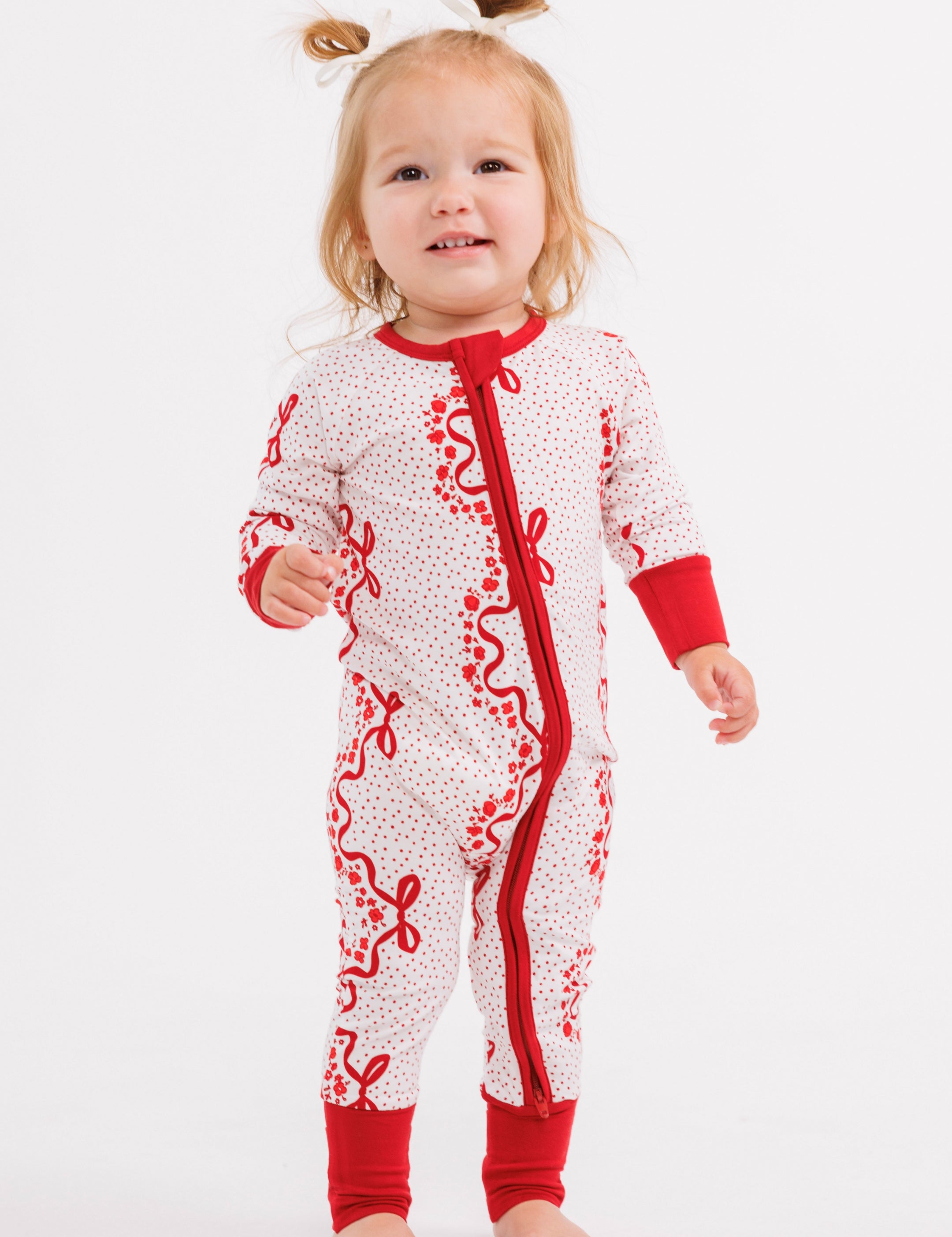 PDP-Bows-Zipper-1_2x_b7a959d8-9fe5-40f0-affe-6c7434ab56ca.jpg