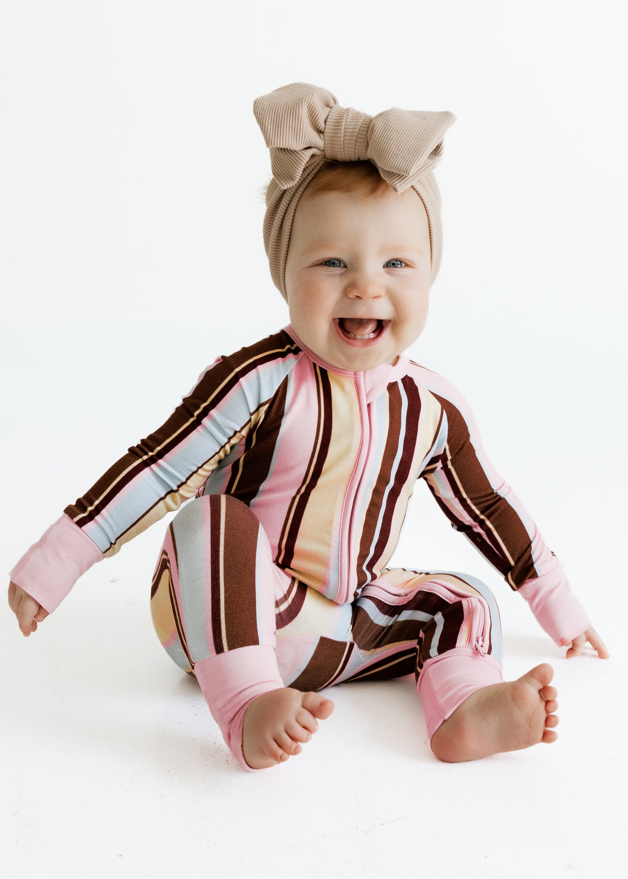 PDP-CapriStripe-Zipper-1_2x_f8dcdc1b-72c4-42c7-b0f4-5e27fb3ad515.jpg