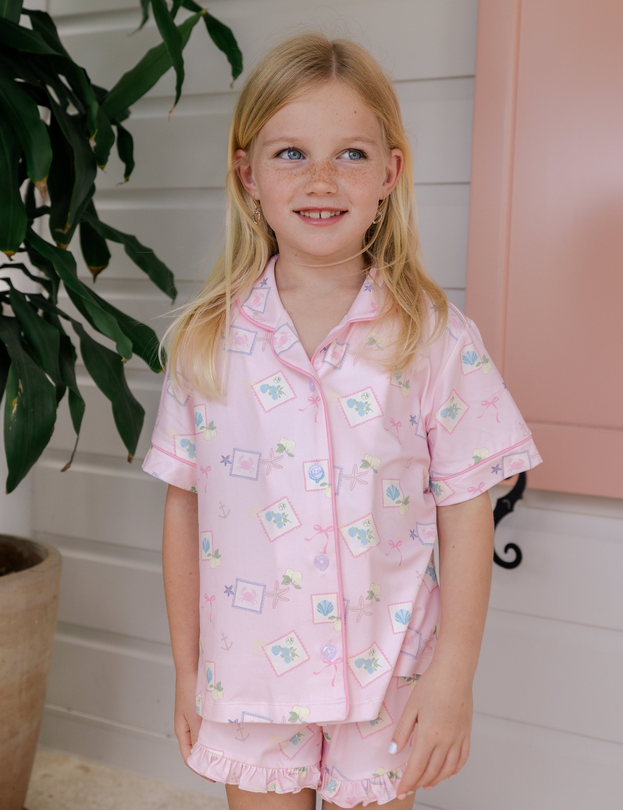 PDP-CoastalNotes-ButtonUp-1_2x_02eb5344-817f-4785-bac1-e356b863e0e2.jpg