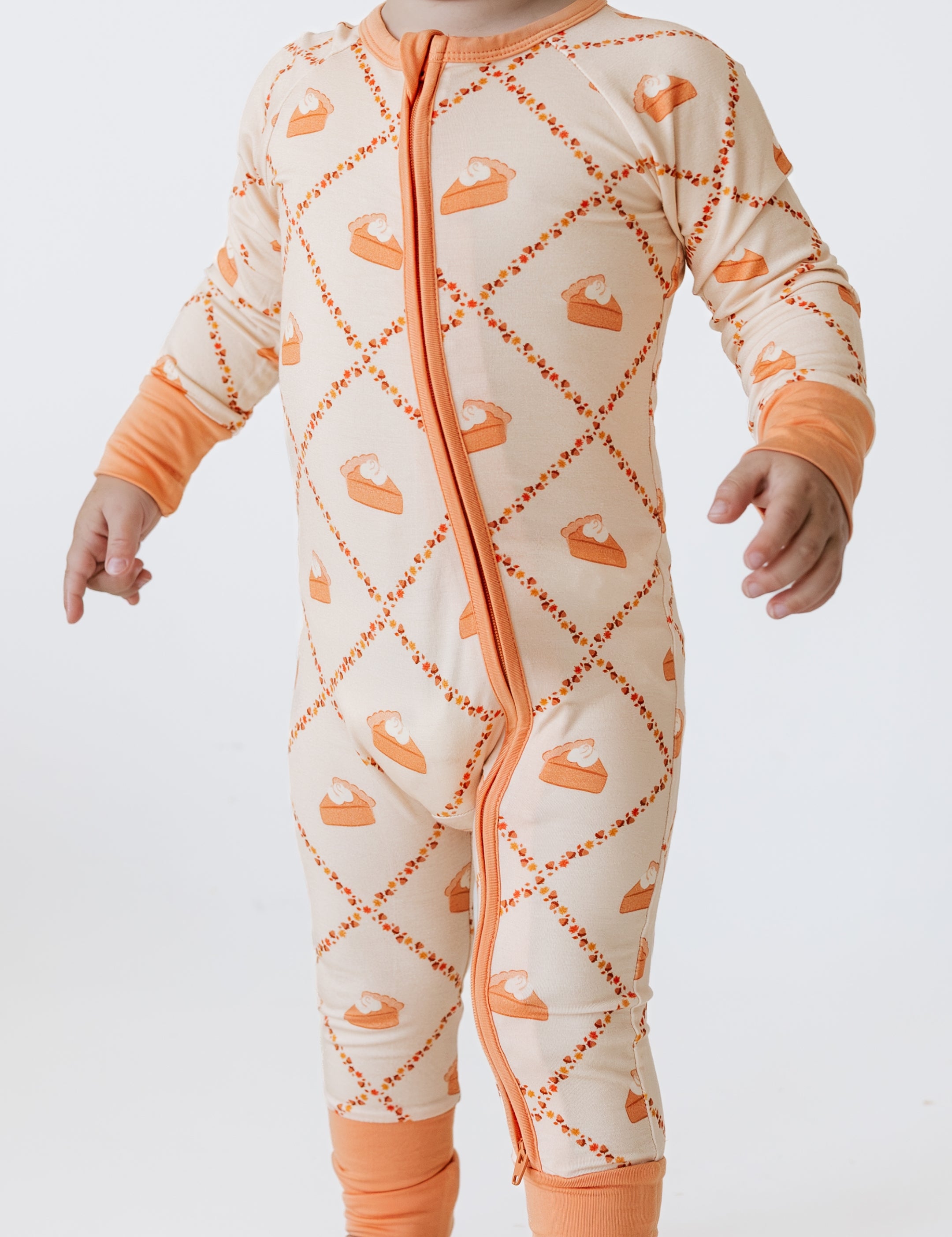 PDP-FallPieLeaves-Zipper-2_2x_fa8c4534-fa84-4fef-8cb7-8c8a4e436f7e.jpg