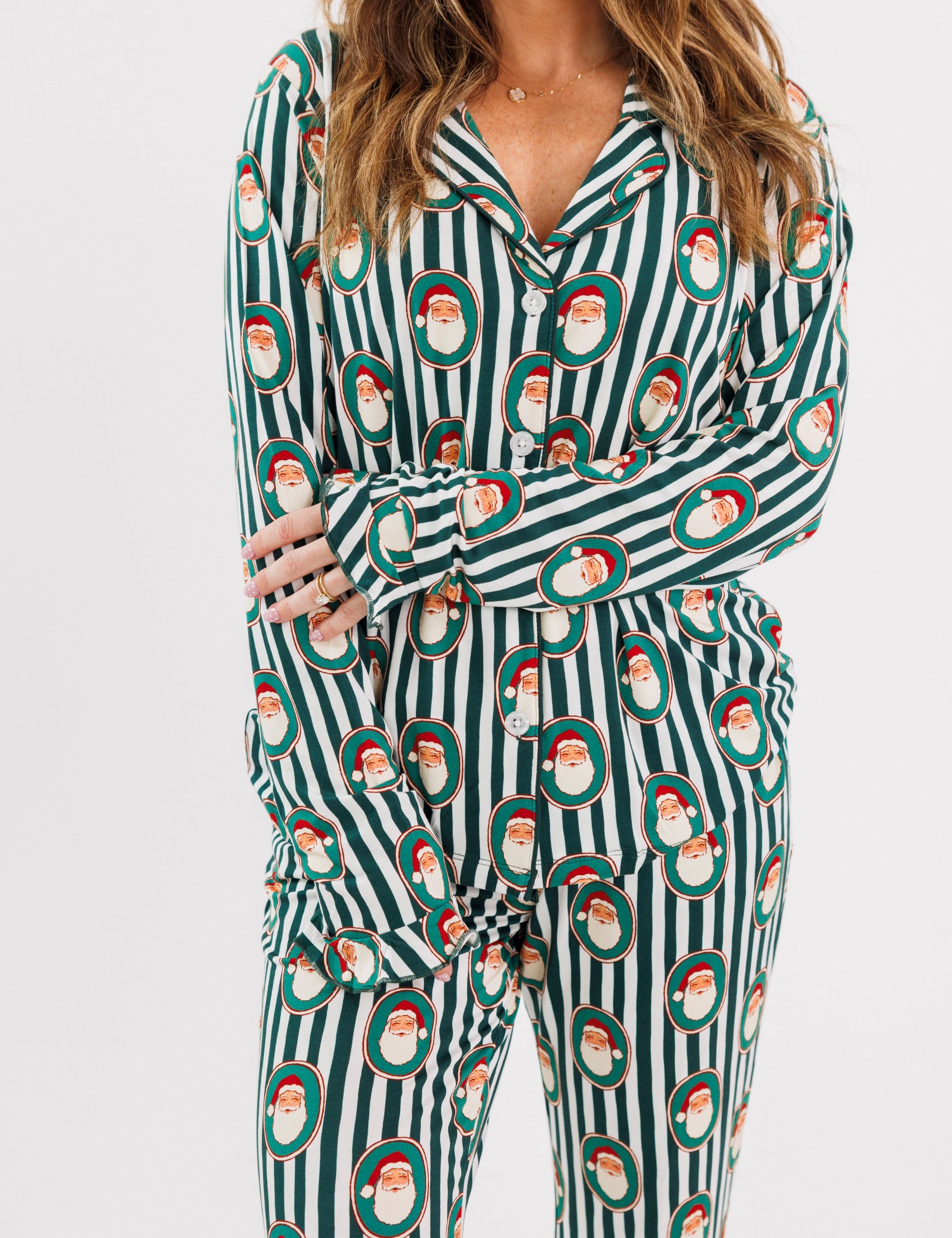 PDP-GreenSanta-Womens-2_2x_8fe72bb8-459b-438f-93b2-b91f0070a5f6.jpg