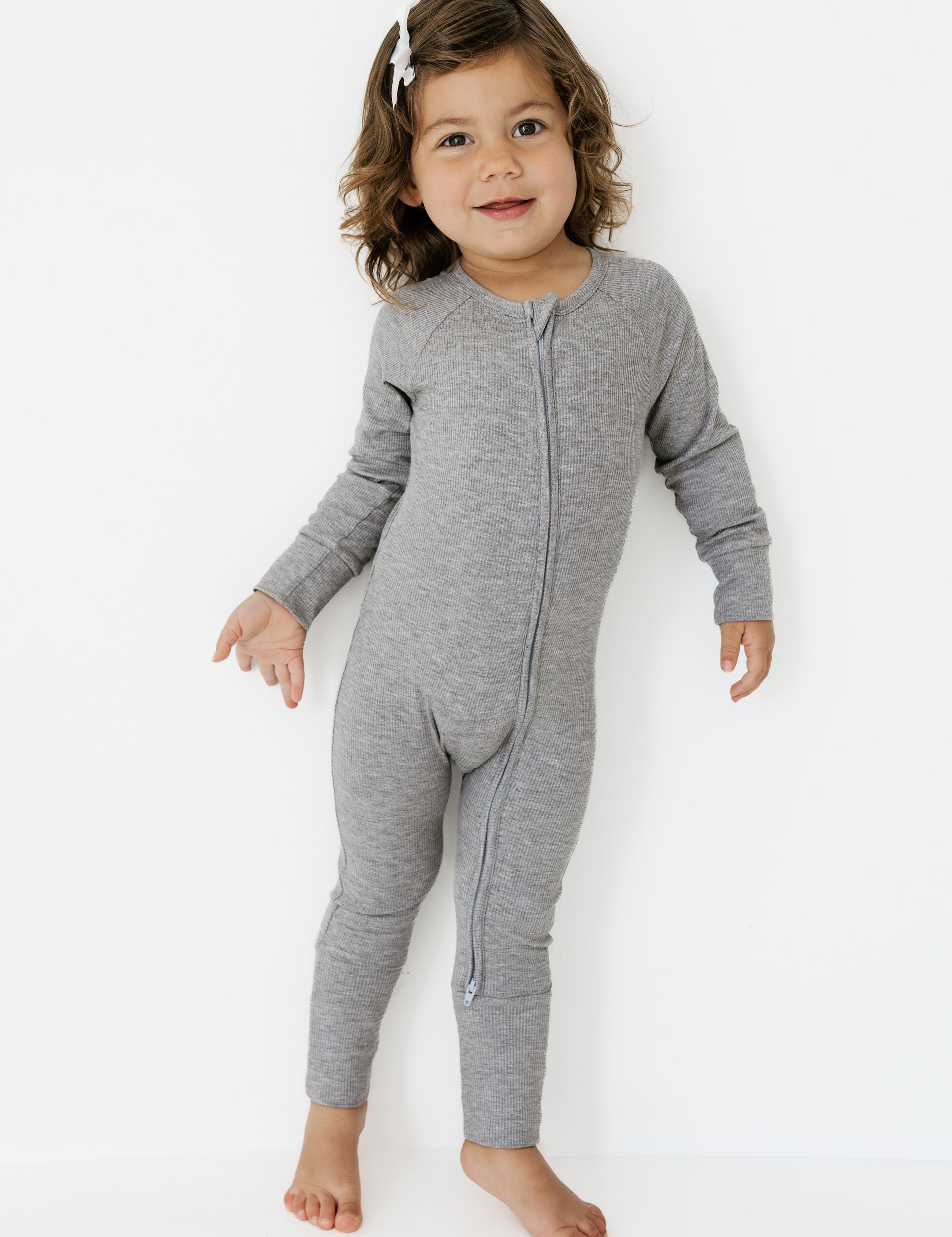 PDP-HudsonGray-Zipper1_2x_d8c67fa6-9bfd-4b88-b503-8e11b1144f0f.jpg