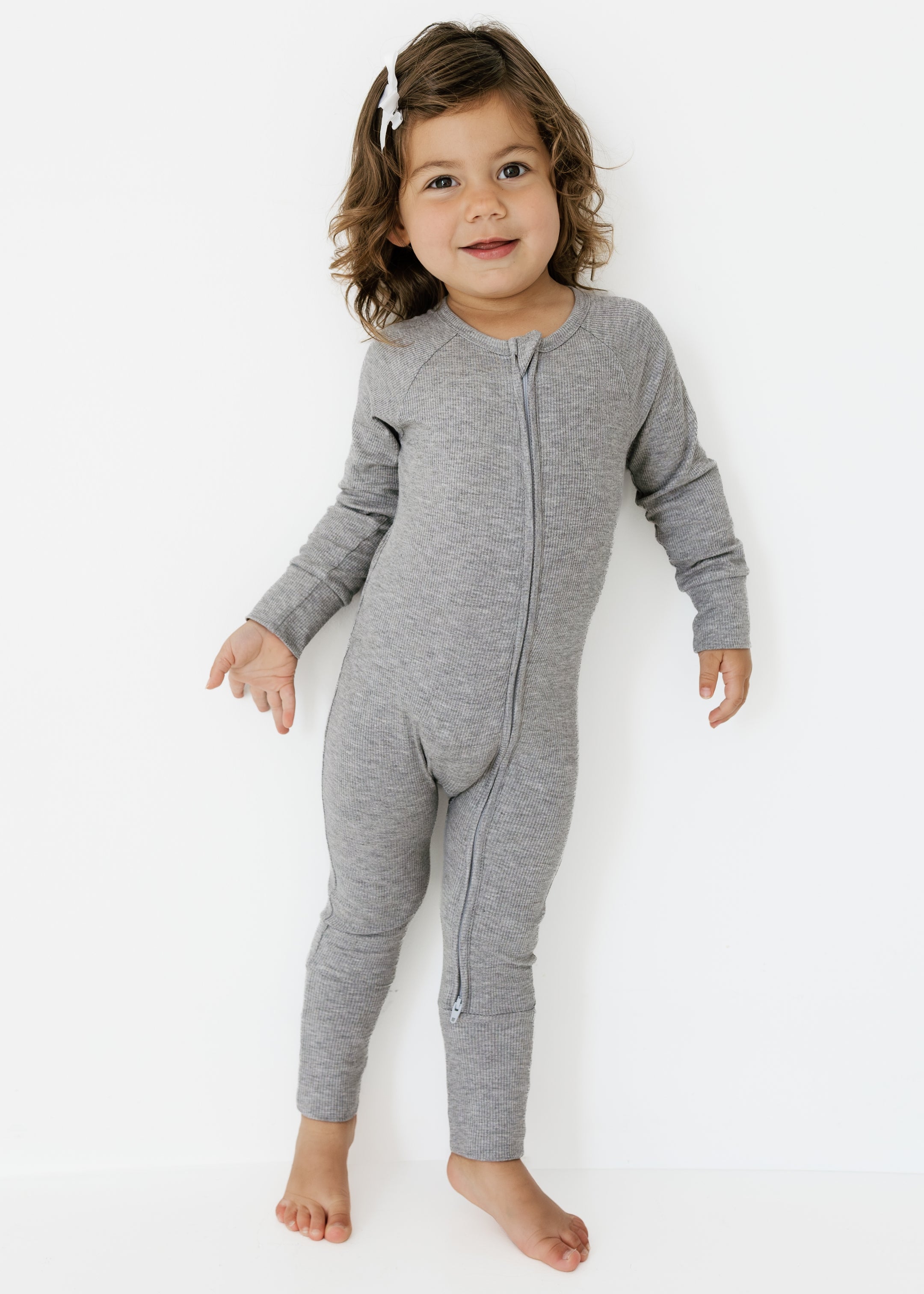 PDP-HudsonGray-Zipper1_2x_d8c67fa6-9bfd-4b88-b503-8e11b1144f0f.jpg