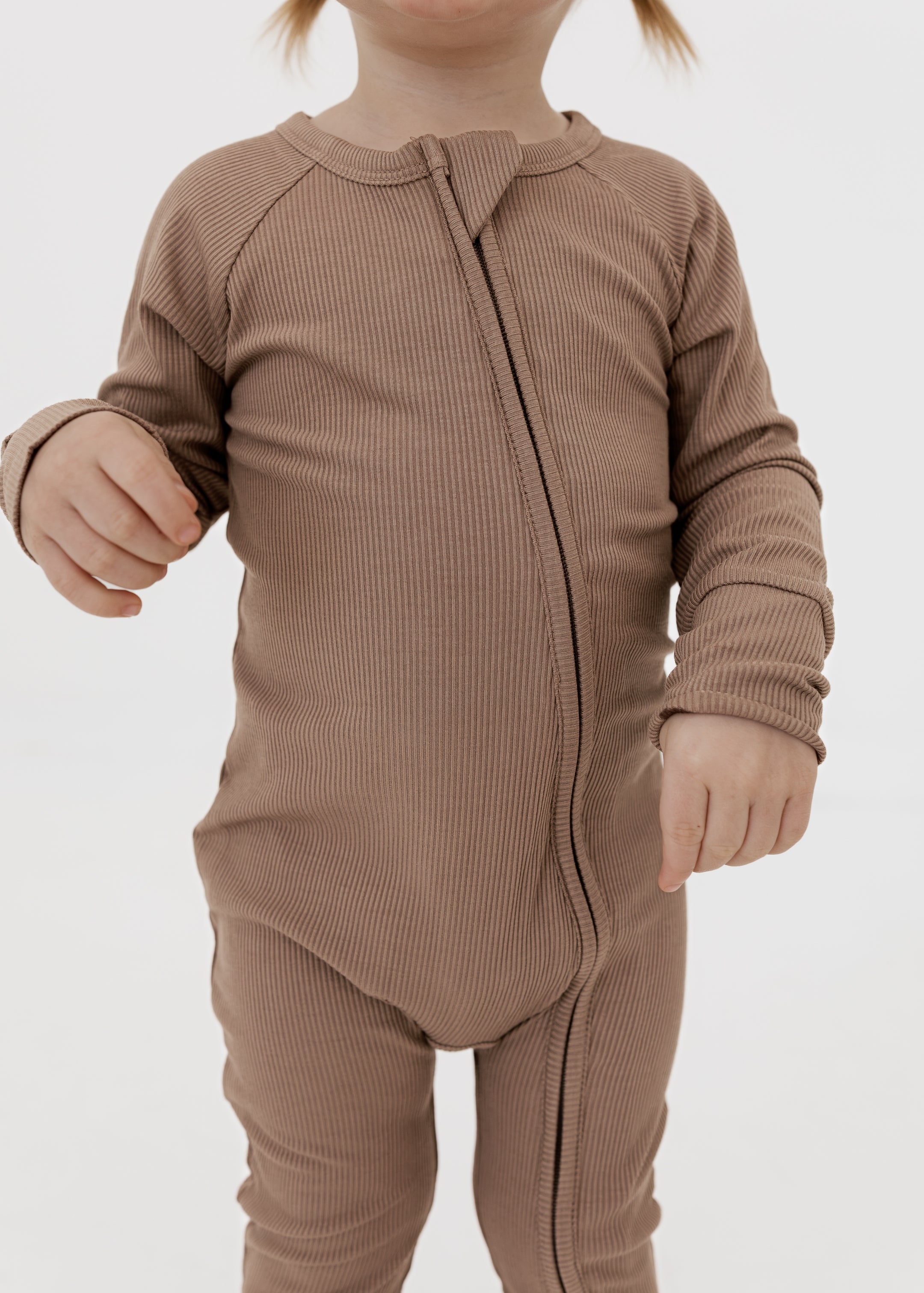 PDP-MadisonBrown-Zipper2_2x_a5dd3dd4-c089-4020-8304-cb2ec45cc719.jpg