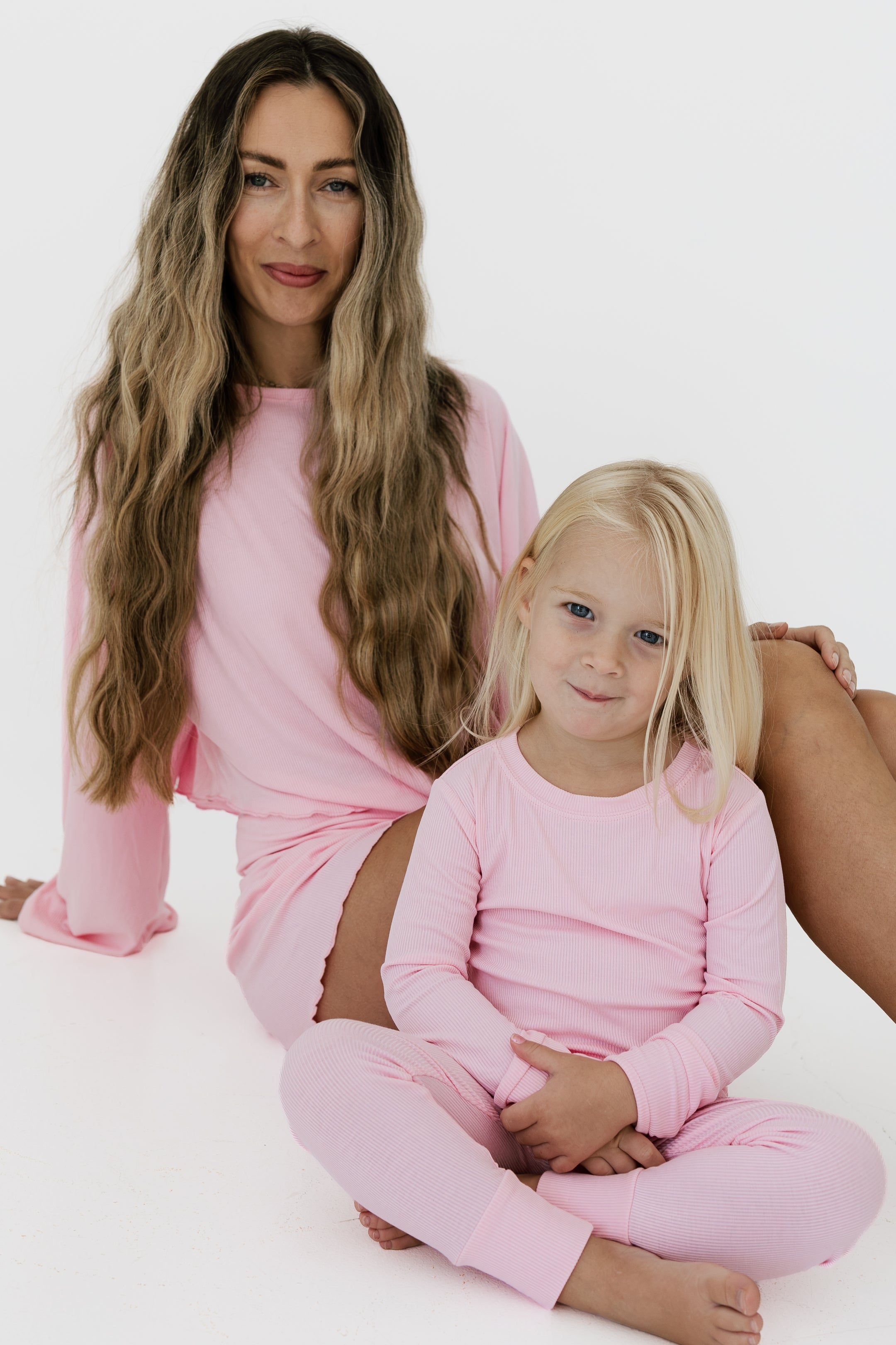 Mercer Pink Ribbed Women's Relaxed Sleeve Set