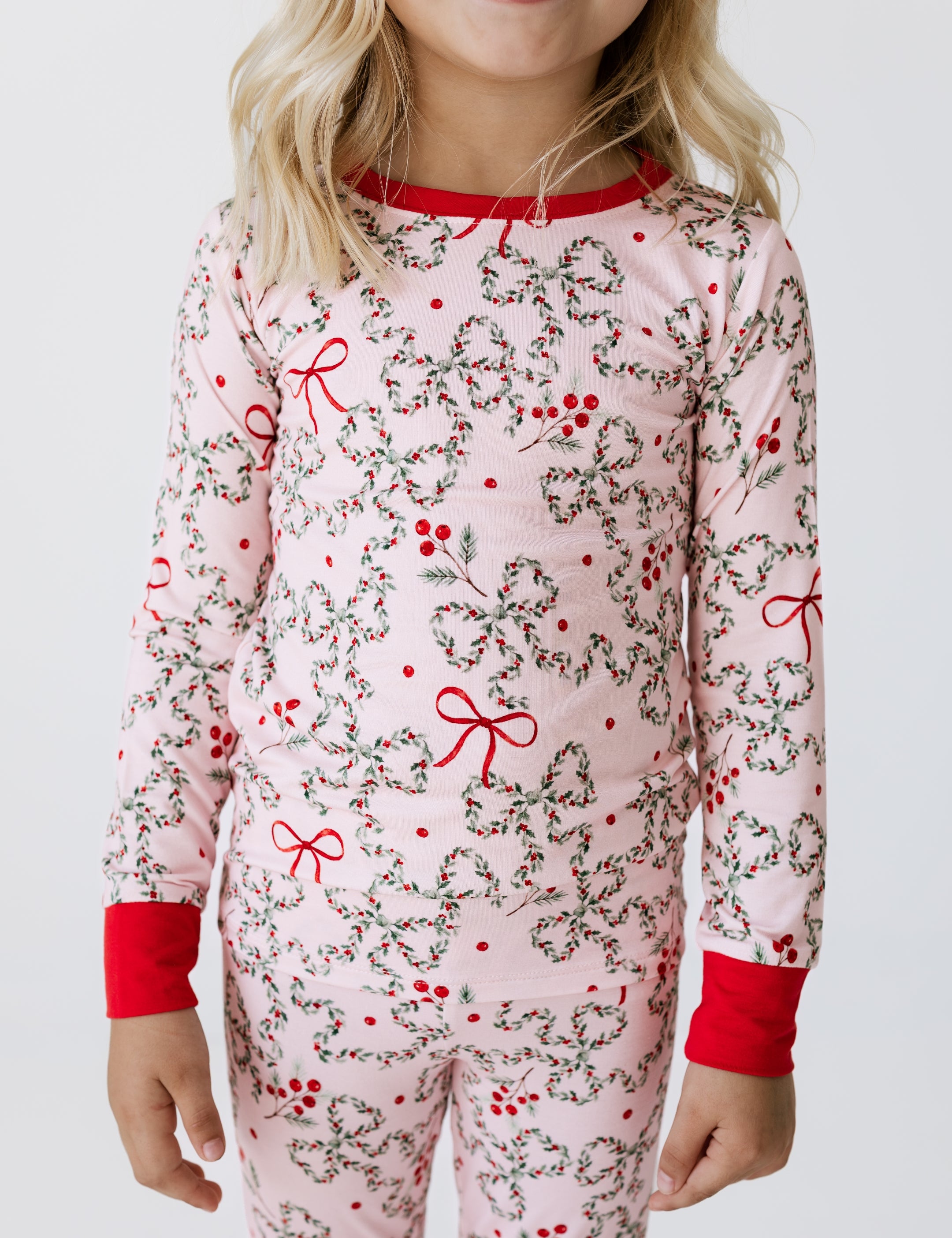 PDP-MistletoeBows-TwoPiece-2_2x_27c196d6-e746-4ccc-992d-c1facab4c01c.jpg