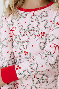 Mistletoe Bows Two Piece Set