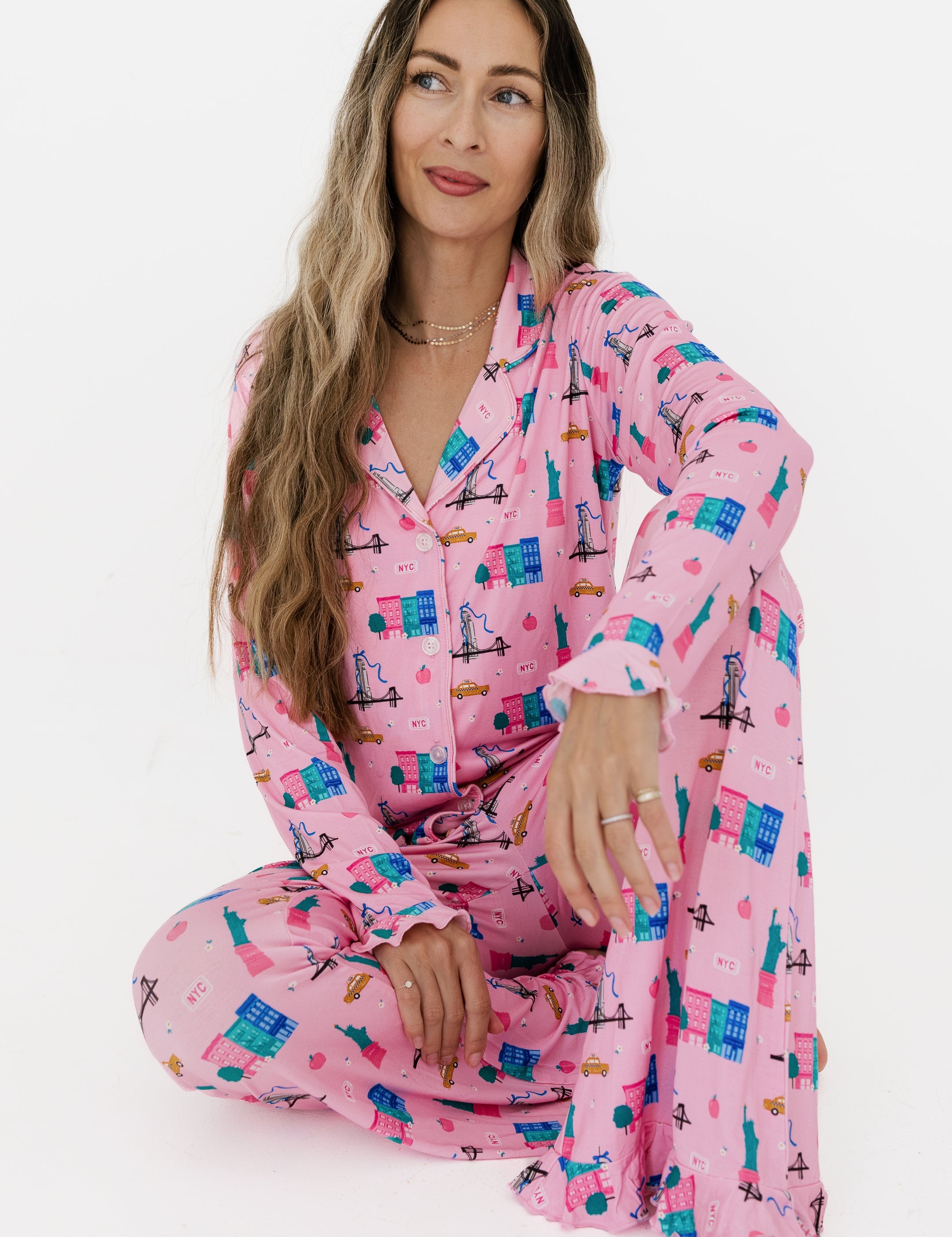 PDP-PinkBigAppleDreams-Womens5_2x_db22eb0e-3edc-40fe-b7f5-8a321cbdd191.jpg
