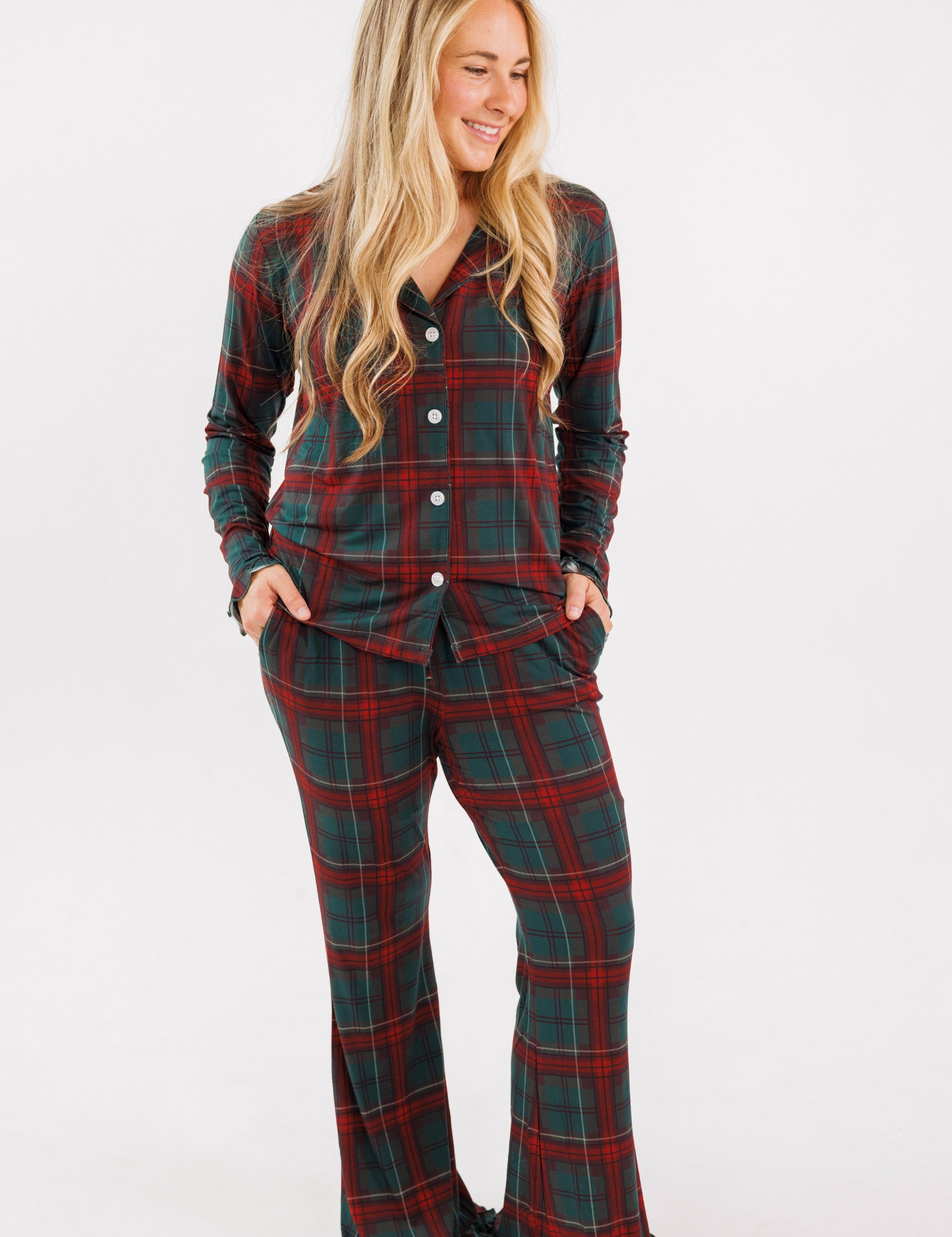 PDP-Plaid-Womens-1_2x_4ec49b74-abae-4385-a3f7-7292d2a8297c.jpg
