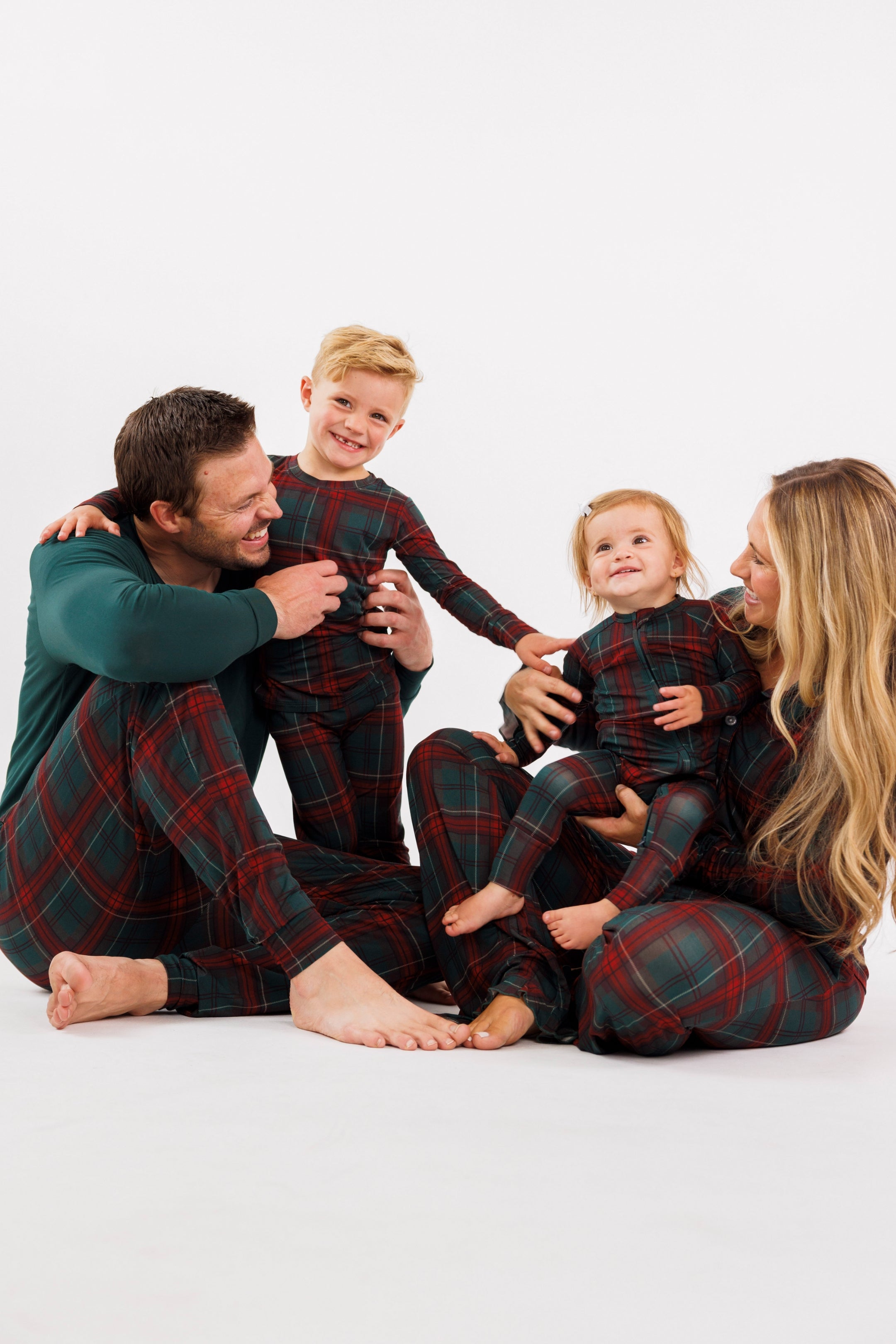 Holiday Heritage Plaid Women's Long Sleeve Ruffle Set