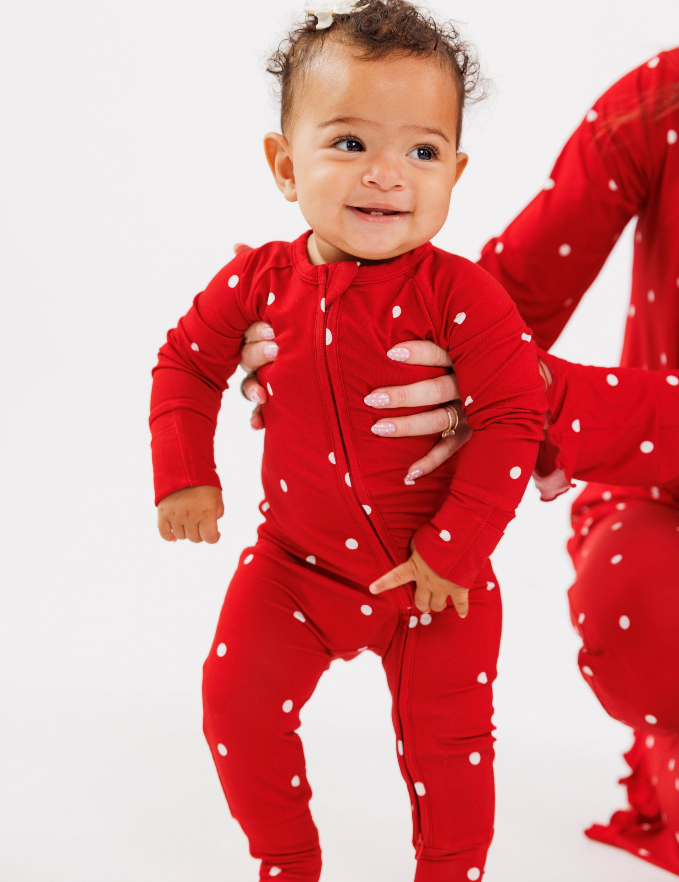 PDP-PolkaDot-Zipper-1_2x_cd7e2e03-198d-4f3a-8f74-167f757f13f5.jpg