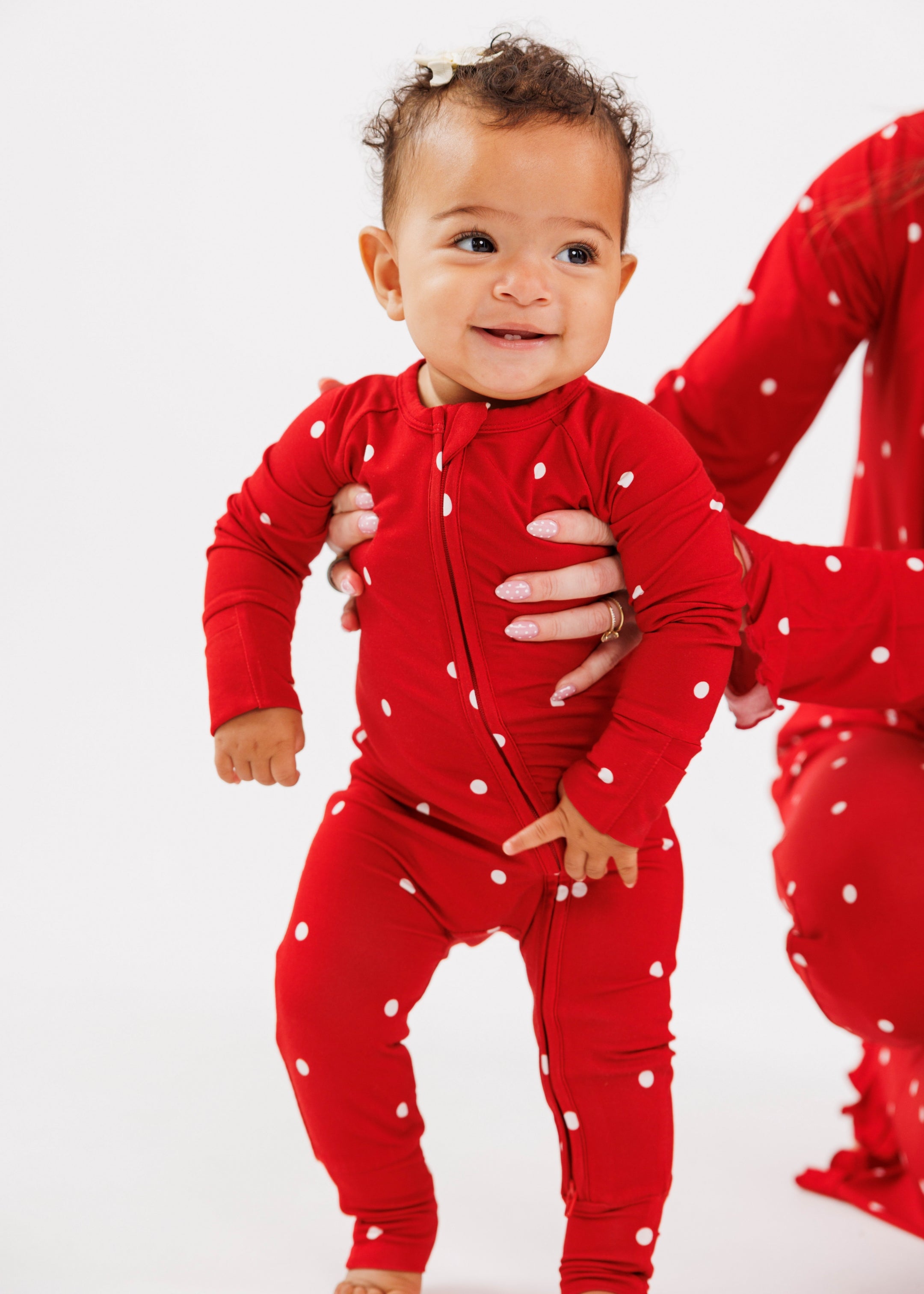 PDP-PolkaDot-Zipper-1_2x_cd7e2e03-198d-4f3a-8f74-167f757f13f5.jpg