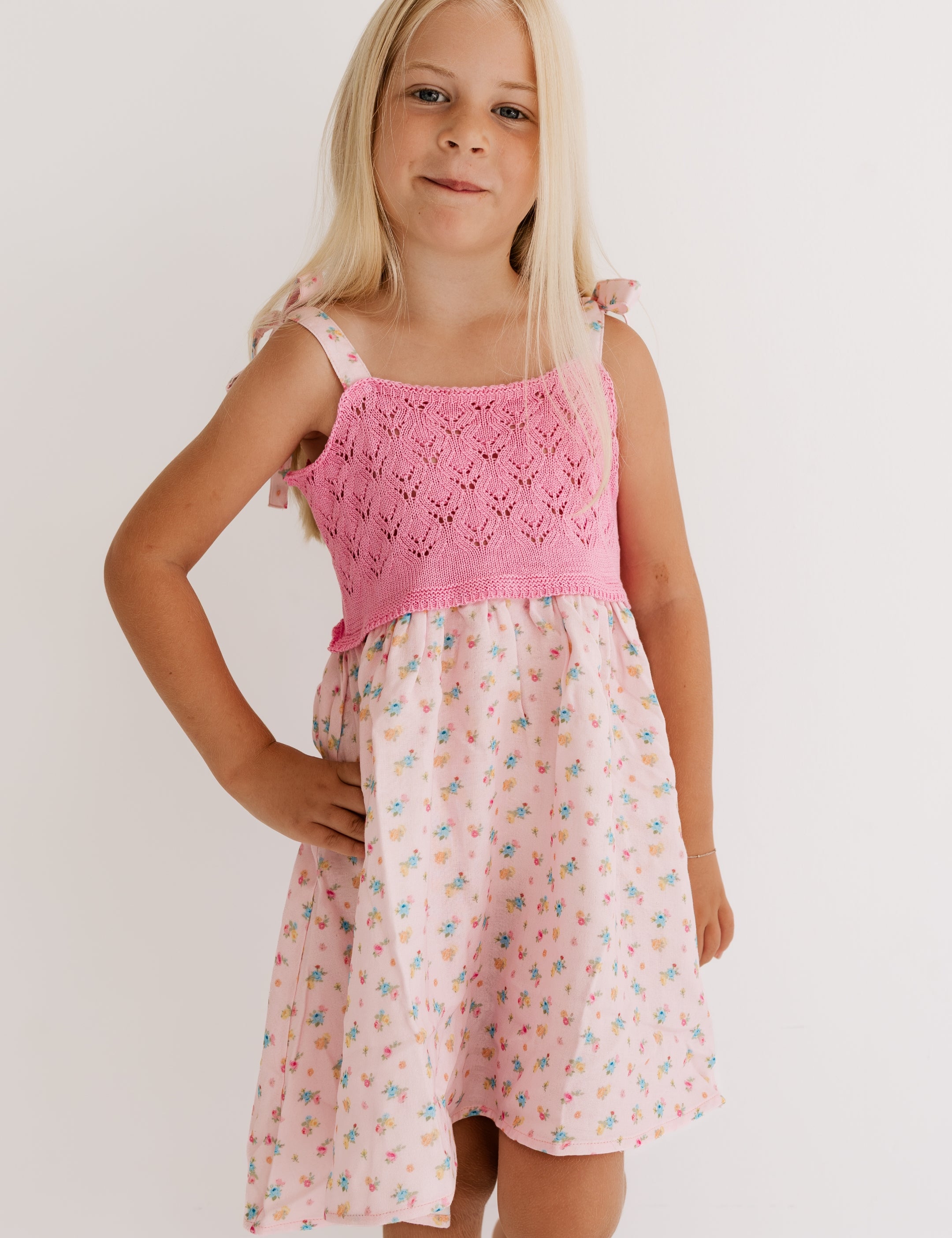 PDP-PoppyPink-Dress-1_2x_a306477a-b46f-43c1-9897-2a800e0ac661.jpg