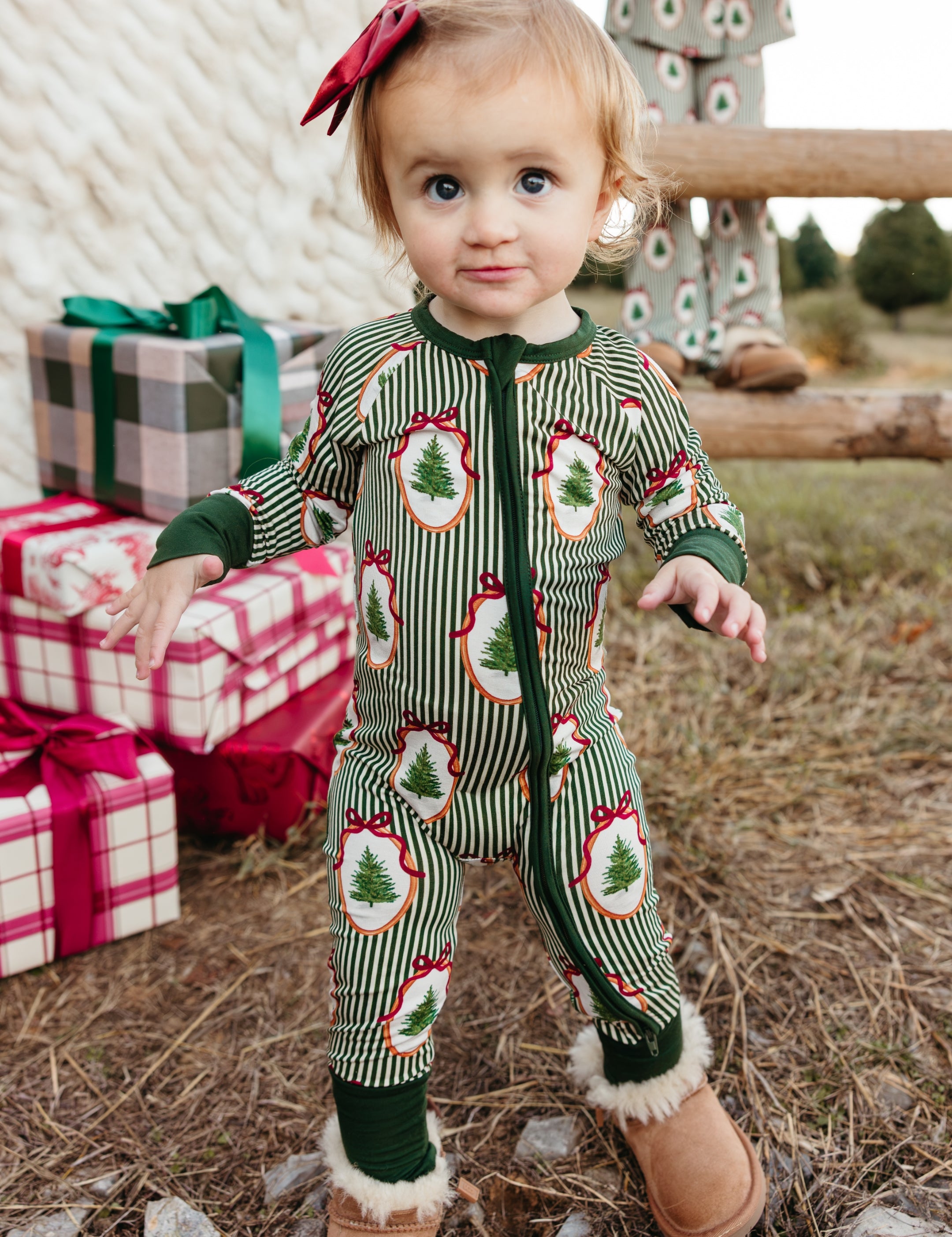 PDP-Trees-Zipper-1_2x_93c51a95-45e9-4801-b48d-02b9e55a3040.jpg
