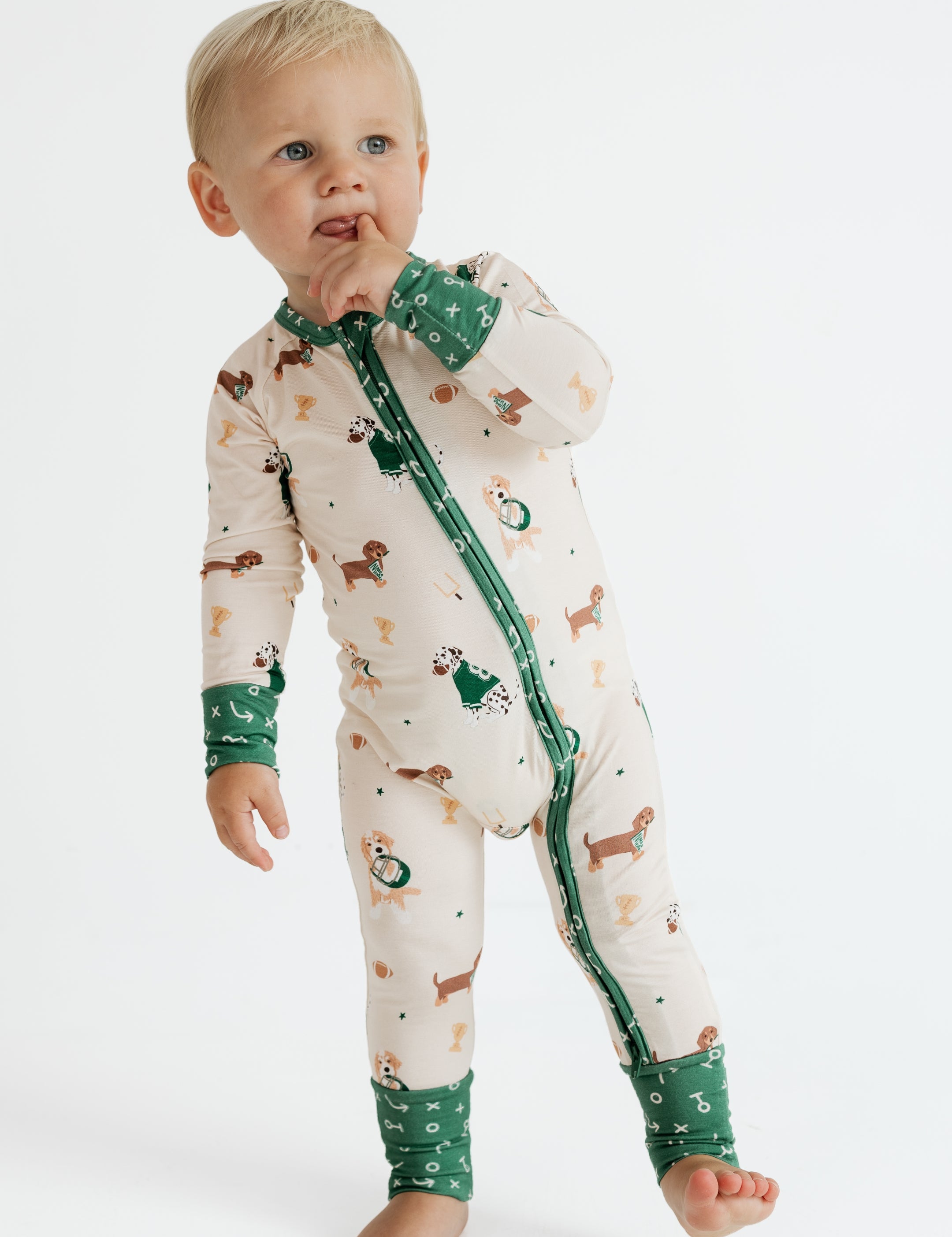 PDP-VarsityPups-Zipper-1_2x_c4a31663-d762-43f1-ac7d-8a84f5a2e2f9.jpg