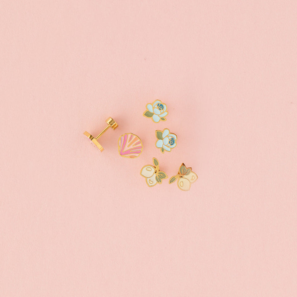 Pink Seashell Stud